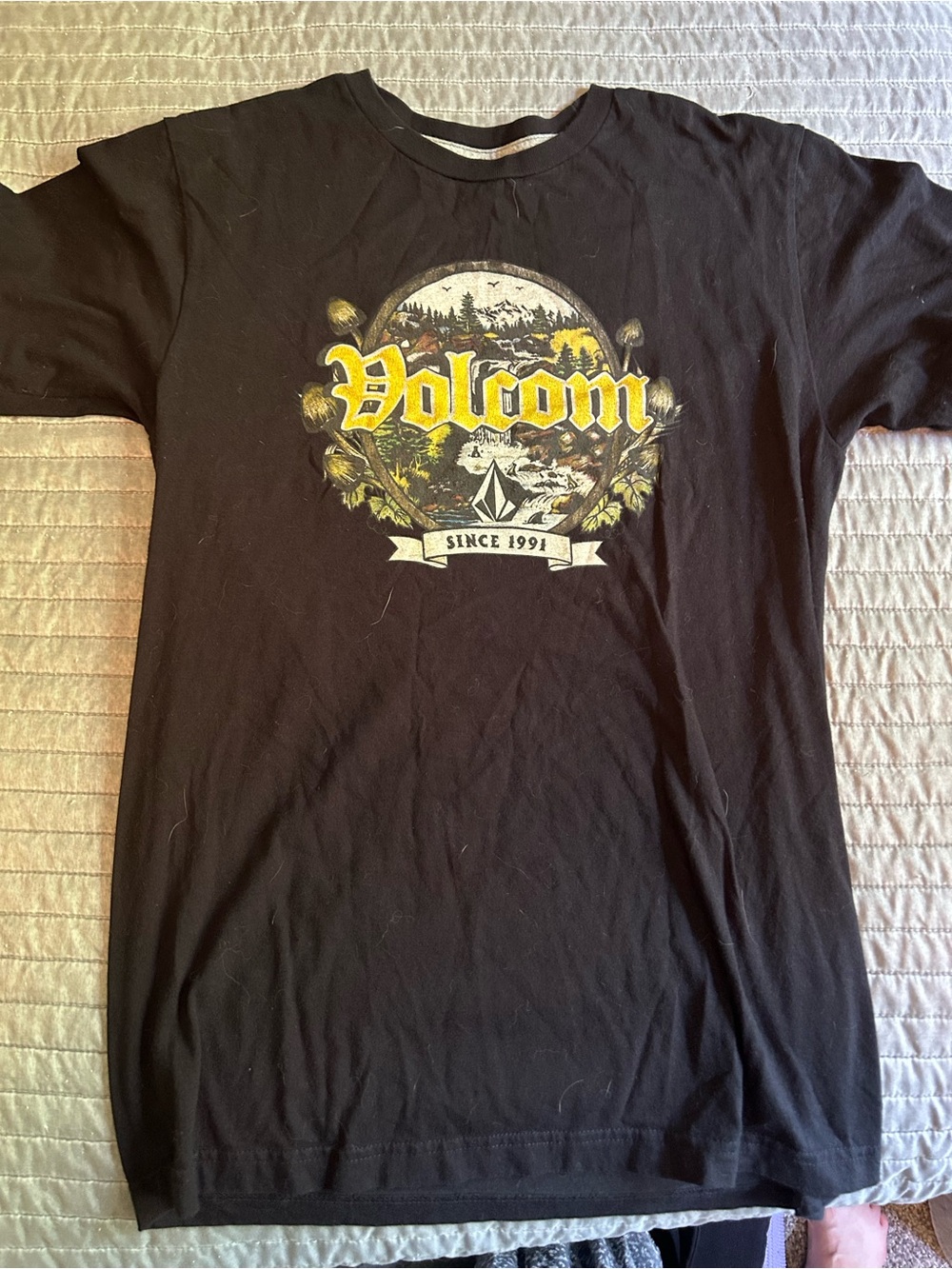 Volcom size medium T-shirt